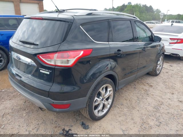 1FMCU0J92EUE55037 Ford Escape Titanium