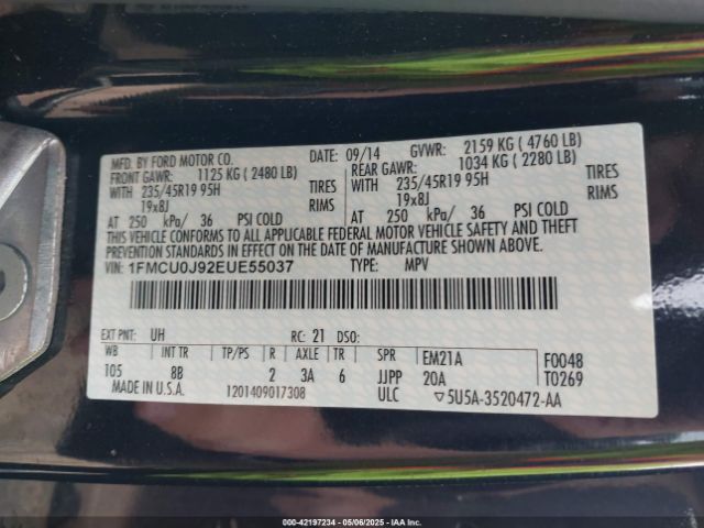 1FMCU0J92EUE55037 Ford Escape Titanium