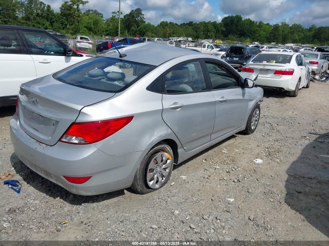 KMHCT4AE9GU975424 Hyundai ACCENT SE
