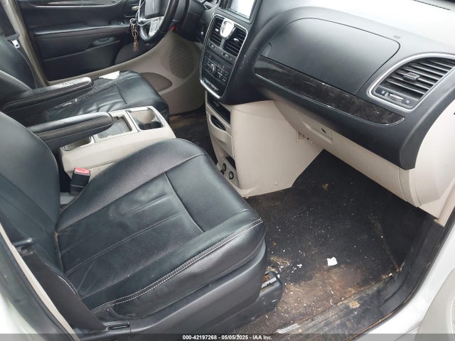 2C4RC1BG0ER383594 Chrysler Town & Country Touring