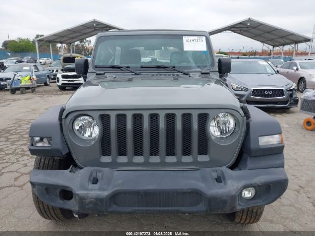 1C4HJXDG8NW126143 Jeep Wrangler Unlimited Sport 4x4