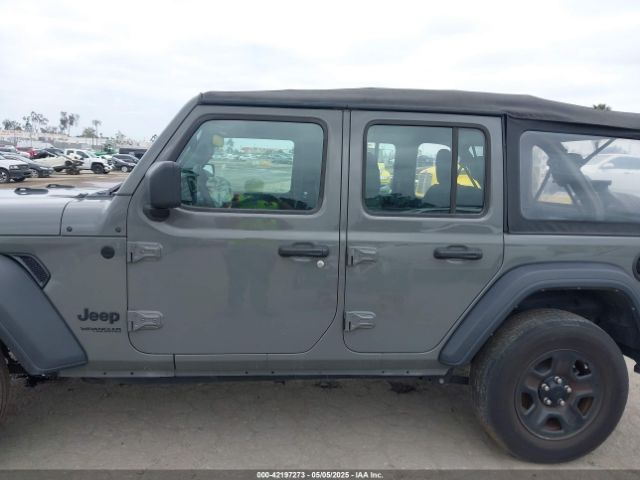 1C4HJXDG8NW126143 Jeep Wrangler Unlimited Sport 4x4