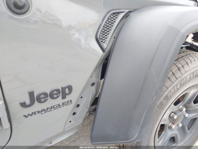 1C4HJXDG8NW126143 Jeep Wrangler Unlimited Sport 4x4