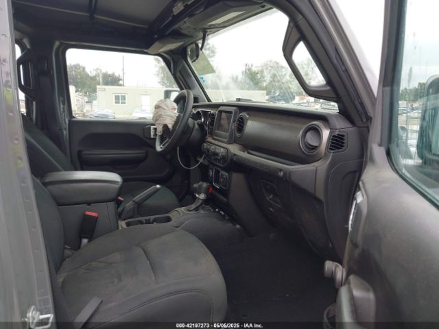1C4HJXDG8NW126143 Jeep Wrangler Unlimited Sport 4x4