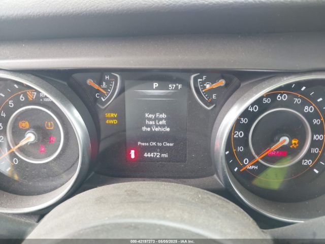 1C4HJXDG8NW126143 Jeep Wrangler Unlimited Sport 4x4