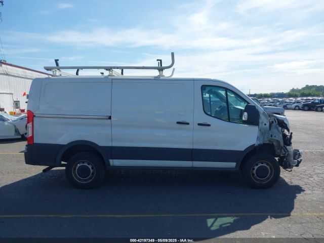 1FTLR1Y82LKA70398 Ford Transit-250 Cargo