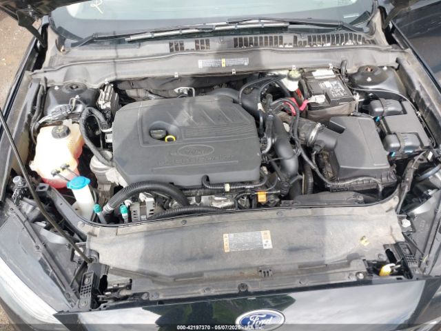 3FA6P0HD4HR338676 Ford FUSION SE