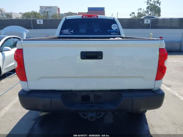 5TFRM5F11HX111474 Toyota Tundra Sr 4.6l V8