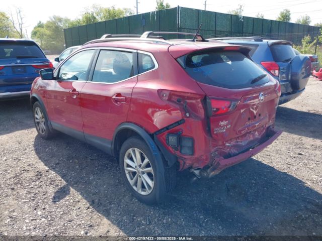 JN1BJ1CR0JW266965 Nissan Rogue Sport Sv