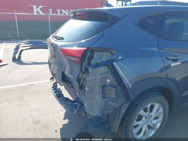 KM8J2CA45KU890701 Hyundai TUCSON SE