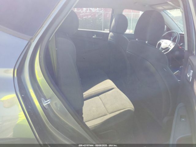 KM8J2CA45KU890701 Hyundai TUCSON SE