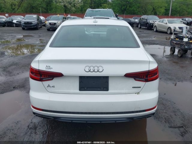 WAUDNAF44KN019219 Audi A4 45 Premium