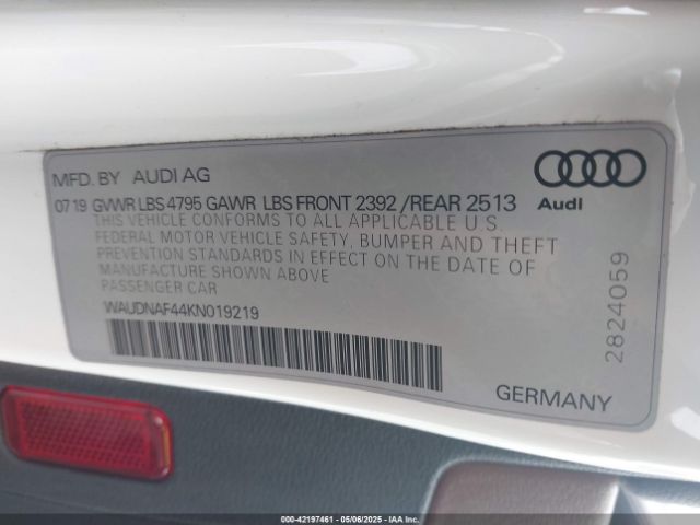 WAUDNAF44KN019219 Audi A4 45 Premium