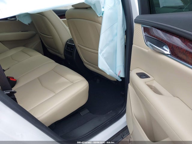 2019 CADILLAC XT5 1GYKNDRS0KZ233178 Photo 7