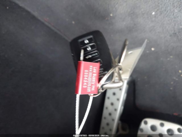 2017 LEXUS IS 200T JTHBA1D21H5043573 Photo 10