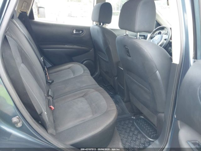 JN8AS5MT2EW601872 Nissan Rogue Select S