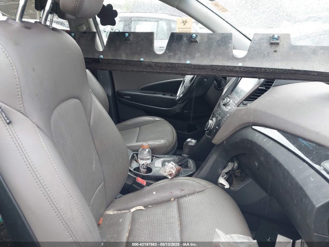 5XYZUDLB0EG217212 Hyundai Santa Fe Sport 2.4l