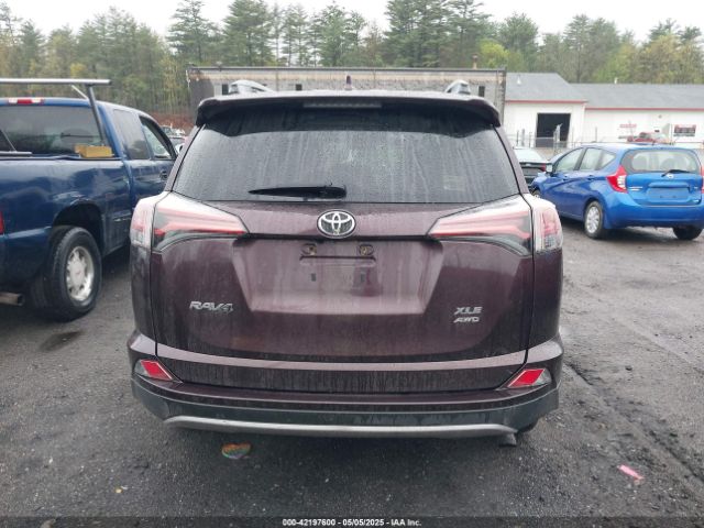 2T3RFREVXJW721339 Toyota Rav4 Xle