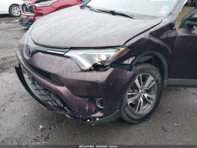 2T3RFREVXJW721339 Toyota Rav4 Xle