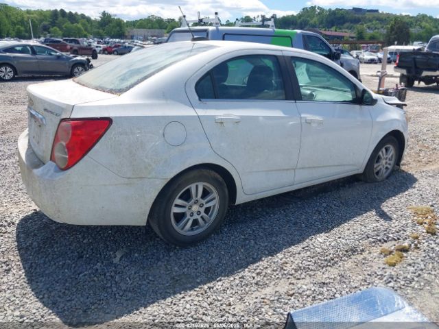 1G1JC5SH2F4140332 Chevrolet Sonic Lt Auto