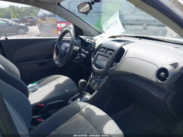 1G1JC5SH2F4140332 Chevrolet Sonic Lt Auto