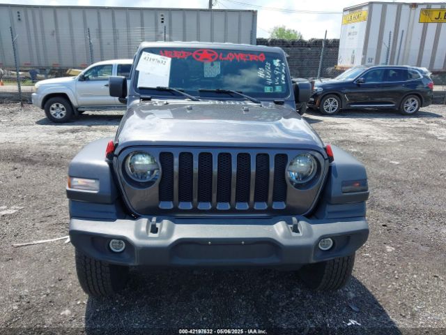 1C4HJXDG3KW569389 Jeep Wrangler Unlimited Sport S 4x4