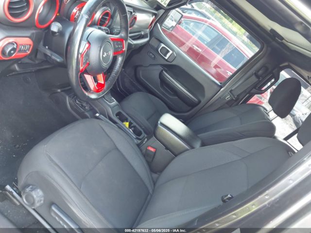 1C4HJXDG3KW569389 Jeep Wrangler Unlimited Sport S 4x4