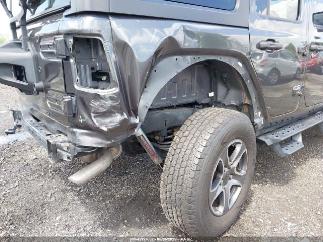 1C4HJXDG3KW569389 Jeep Wrangler Unlimited Sport S 4x4