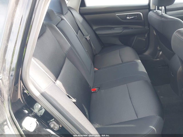 1N4AL3AP2HC252910 Nissan Altima 2.5 Sr