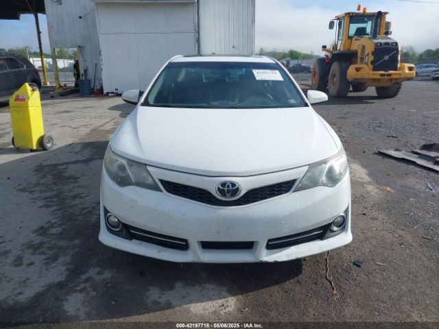 4T1BF1FK1EU771651 Toyota CAMRY SE