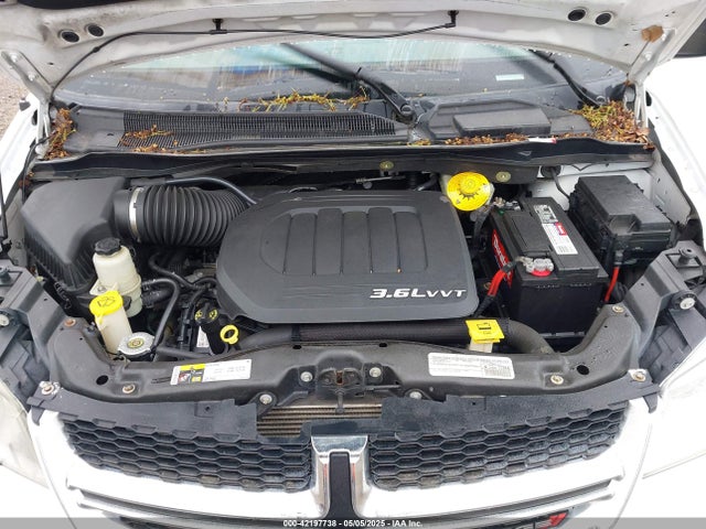 2C4RDGBG2FR606610 Dodge Grand Caravan Se