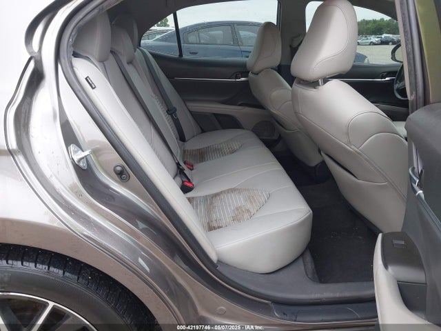4T1G11AK8MU411318 Toyota CAMRY SE