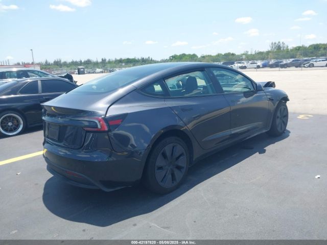 2025 TESLA MODEL 3 5YJ3E1EA0SF903825 Photo 3
