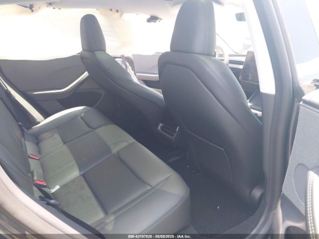 2025 TESLA MODEL 3 5YJ3E1EA0SF903825 Photo 7