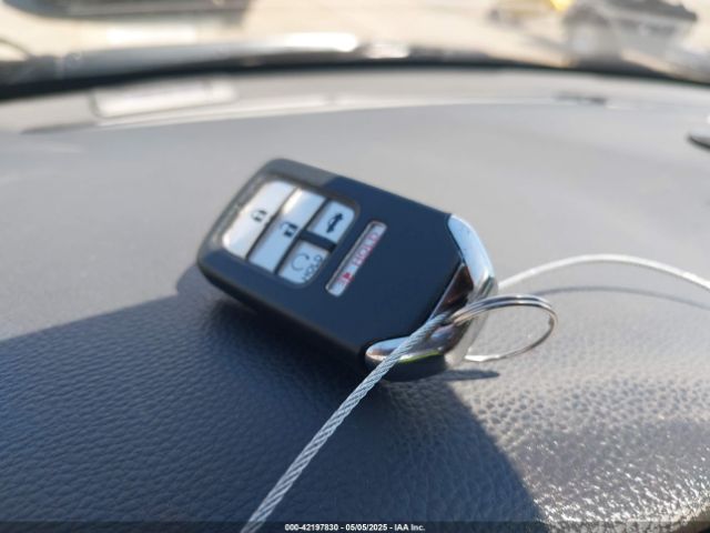 JHMCR6F72HC023749 Honda Accord Hybrid Touring