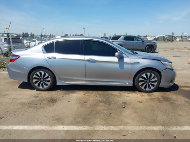 JHMCR6F72HC023749 Honda Accord Hybrid Touring