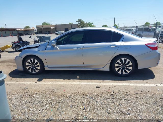 JHMCR6F72HC023749 Honda Accord Hybrid Touring