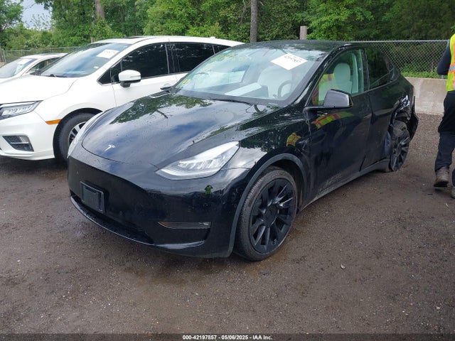 2022 TESLA MODEL Y 7SAYGAEE9NF464960 Photo 1