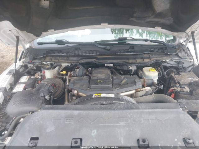 3C6UR5CL9HG625344 RAM 2500 Tradesman  4x4 6'4 Box