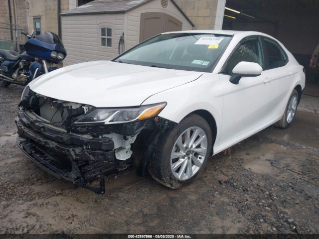 4T1C11AK2PU106450 Toyota CAMRY LE