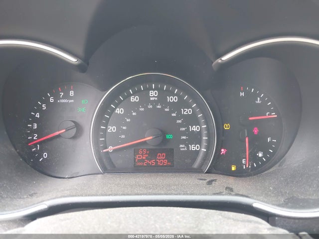 5XYKTDA73FG622209 KIA Sorento Lx V6