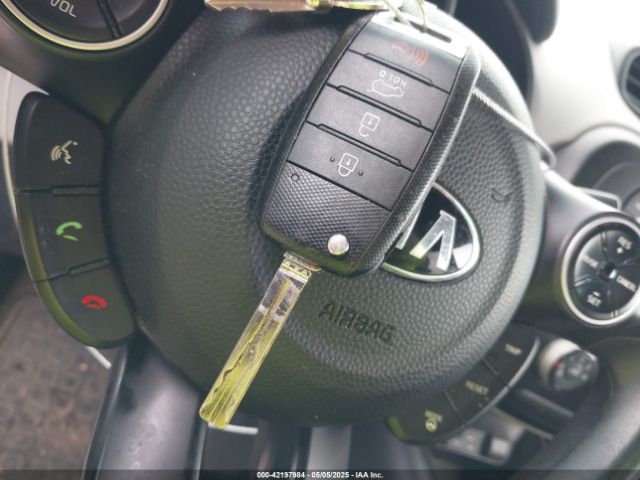 KNDJP3A55G7259970 KIA SOUL +