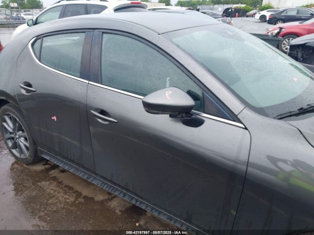 JM1BPBJM2K1134491 Mazda MAZDA3 HATCHBACK