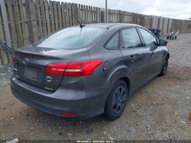 1FADP3E26FL304861 Ford FOCUS S