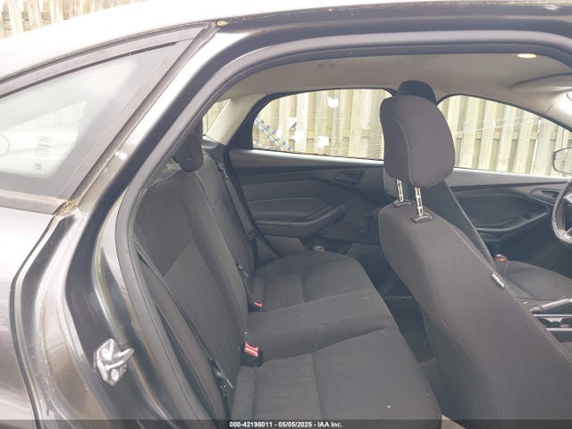 1FADP3E26FL304861 Ford FOCUS S