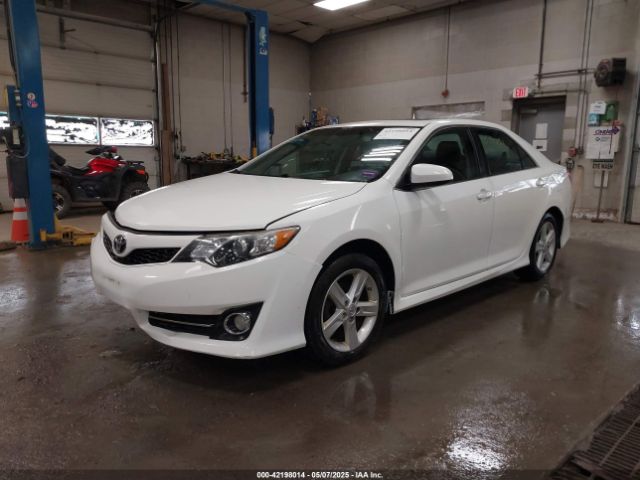 4T1BF1FK5EU806188 Toyota CAMRY SE