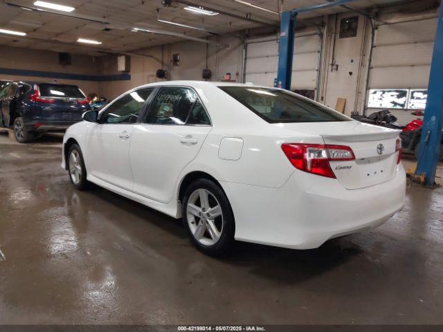 4T1BF1FK5EU806188 Toyota CAMRY SE
