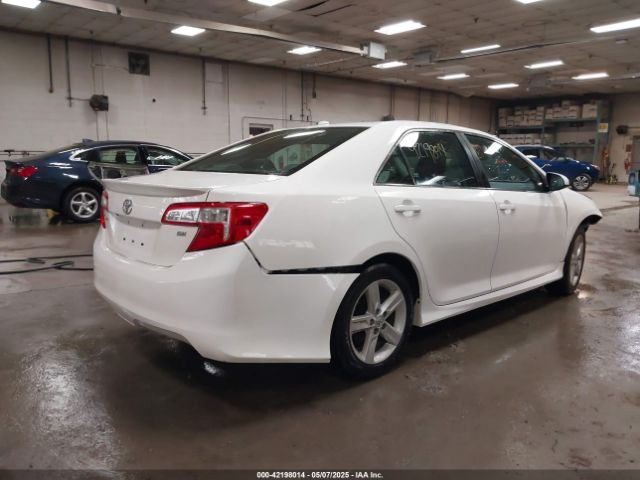 4T1BF1FK5EU806188 Toyota CAMRY SE