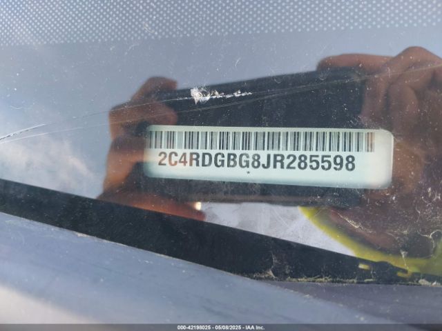 2C4RDGBG8JR285598 Dodge Grand Caravan Se