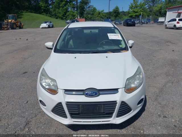 1FADP3F23EL425828 Ford FOCUS SE